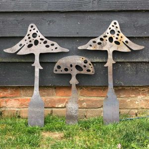 Metal Mushroom Artwork for Garden
